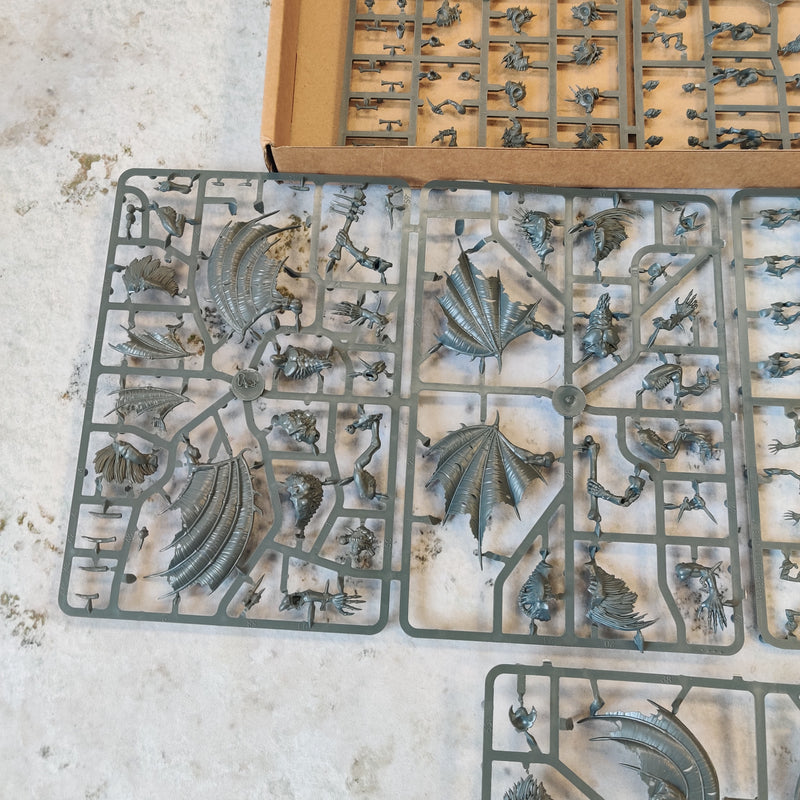 Age of Sigmar Mortal Realms Premium Kit 1 Flesh-Eater Courts Sprues only BD002