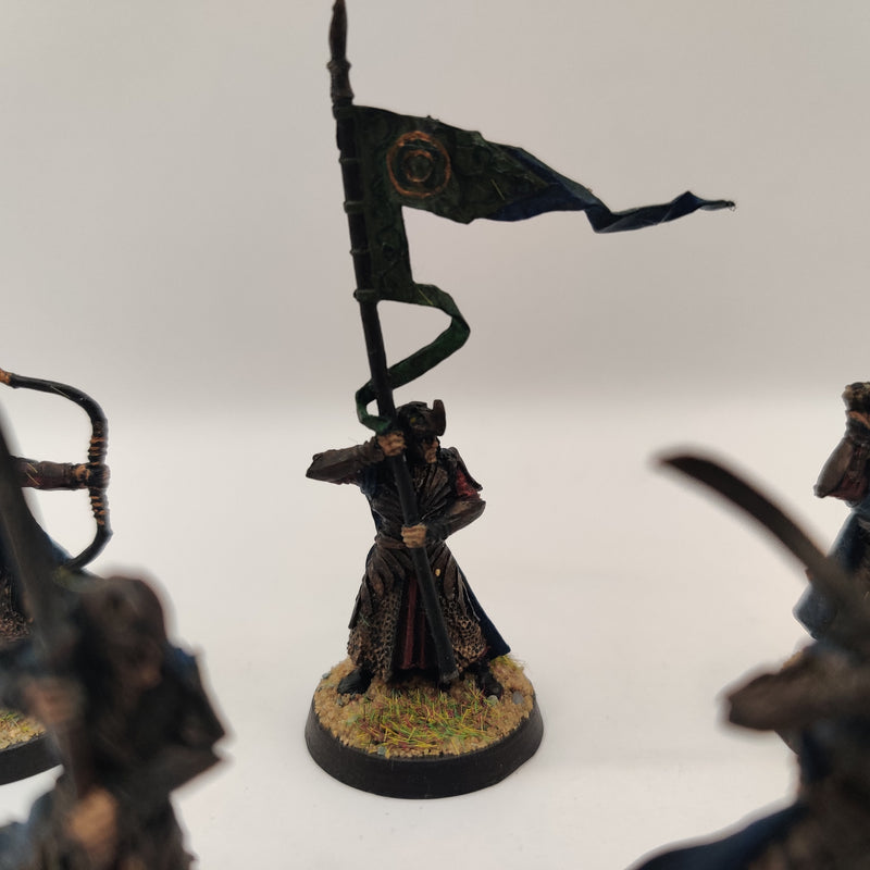 Lord of the Rings MESBG Galadhrim Warriors with Standard - Metal AW234