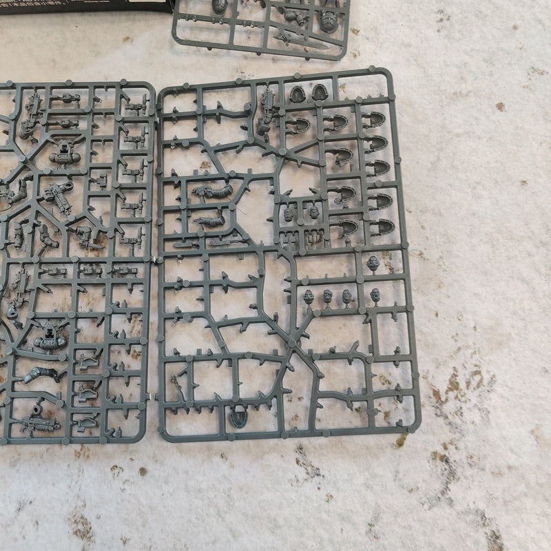 Warhammer 40k Space Marine Primaris Intercessors in box - Incomplete AV138