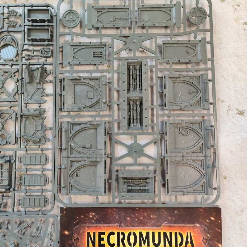 Necromunda Hive War Box Set - Complete AV213