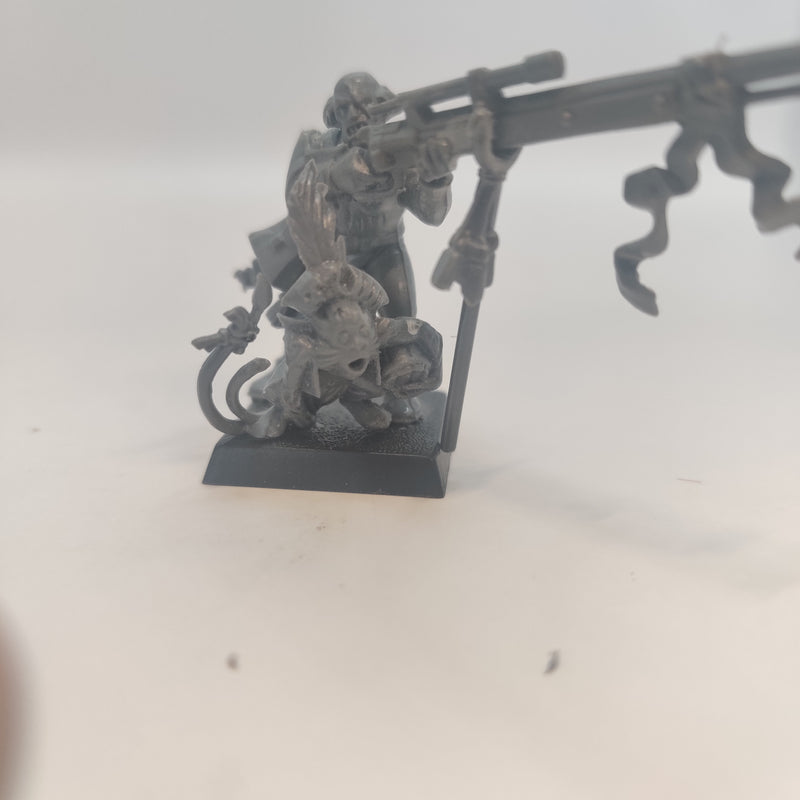 Warhammer Fantasy Empire Engineers with Hochland Long Rifle x2 AW036