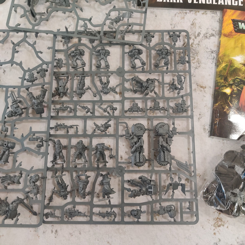 Warhammer 40k Dark Vengeance Box Set - incomplete including Paints and Tools Set AV093