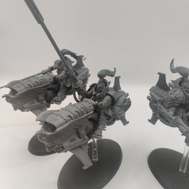 Warhammer 40k Adeptus Custodes Vertus Praetors x3 AU021