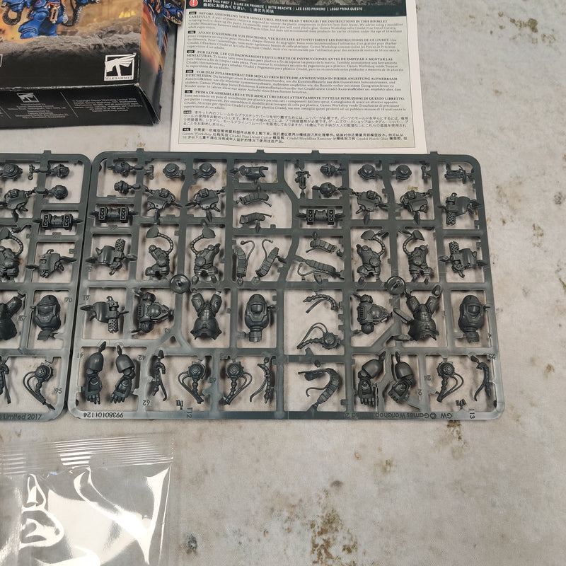 Warhammer 40k Space Marines Primaris Agressors - In Box AY301
