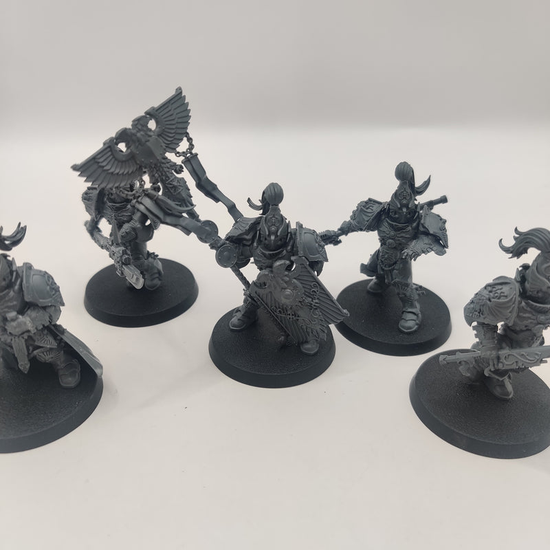 Warhammer 40k Adeptus Custodes Custodian Guard Squad AT146