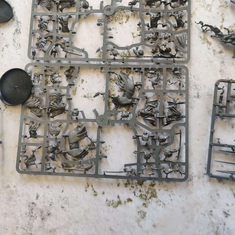 Age of Sigmar Start Collecting Nighthaunt Malignants - Part Assembled AJ150