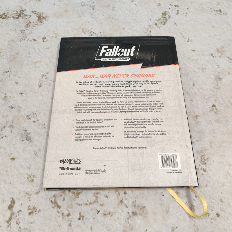 Fallout Wasteland Warfare Starter set and RPG book AY331