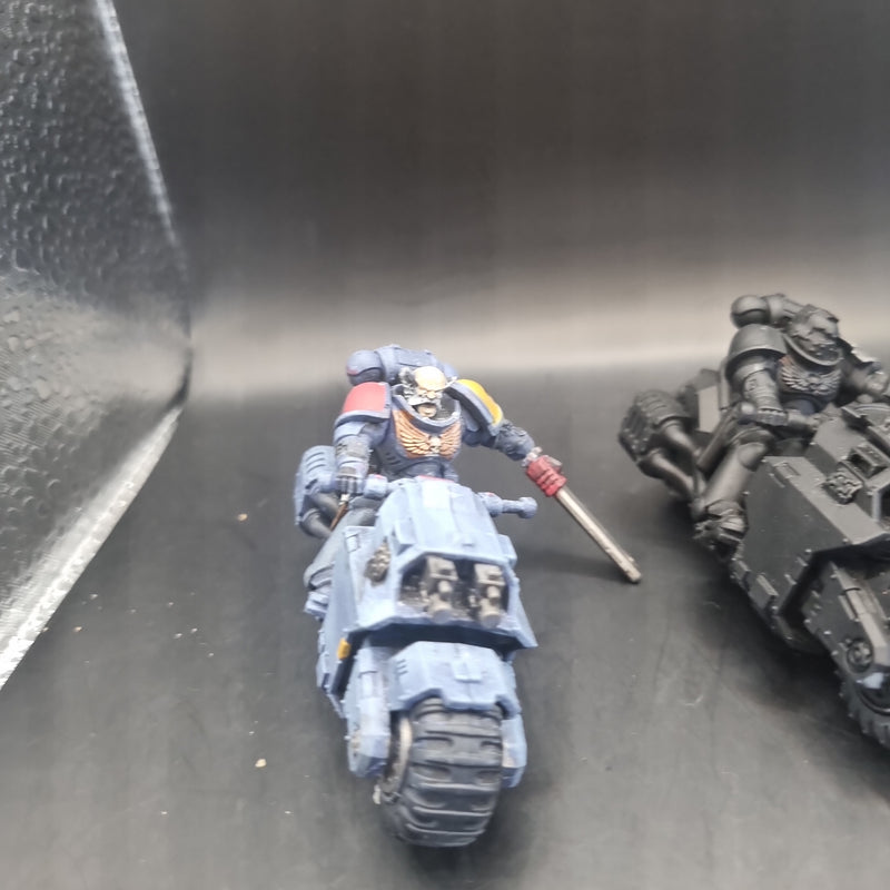 Space Marine Outriders x3 (AN009)