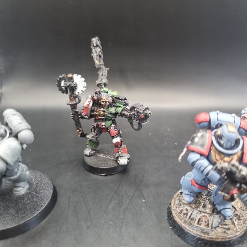 Space Marine Space Wolf Characters Techmarine, Lieutenant (AO011)