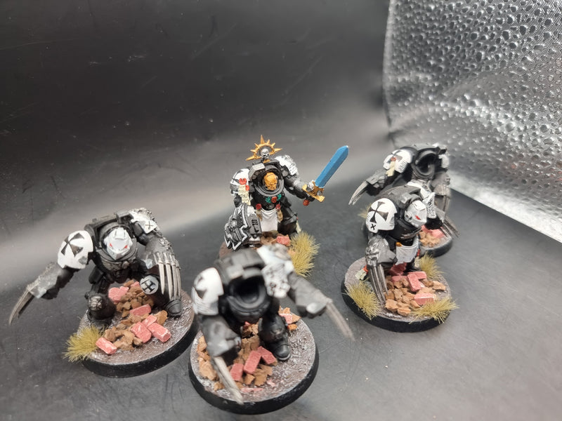 Warhammer 40k: Adeptus Astartes Terminators (AQ011)