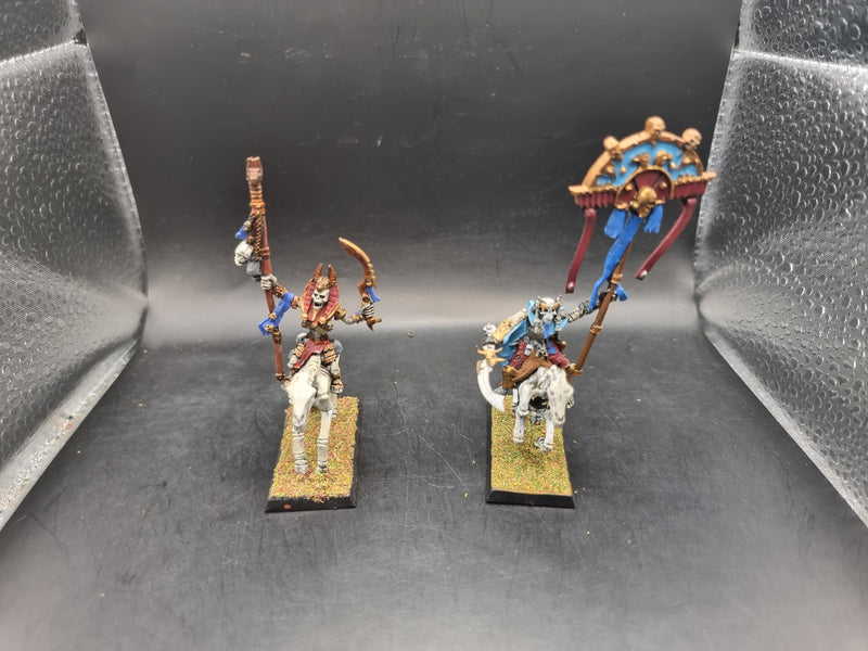 Warhammer Fantasy: Tomb kings Liche Priest and Herald Mounted (AT012)