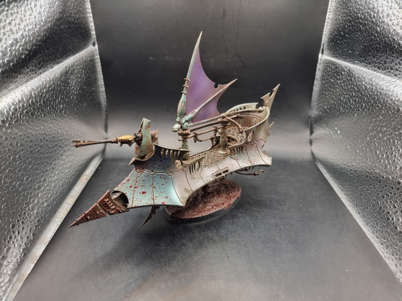 Warhammer 40k: Drukhari Raider - Well Painted (AX016)