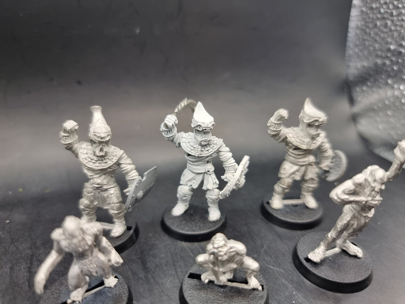 Warhammer Fantasy: Tomb Kings Converted Blood Bowl Mummy and Ghouls (BA013)