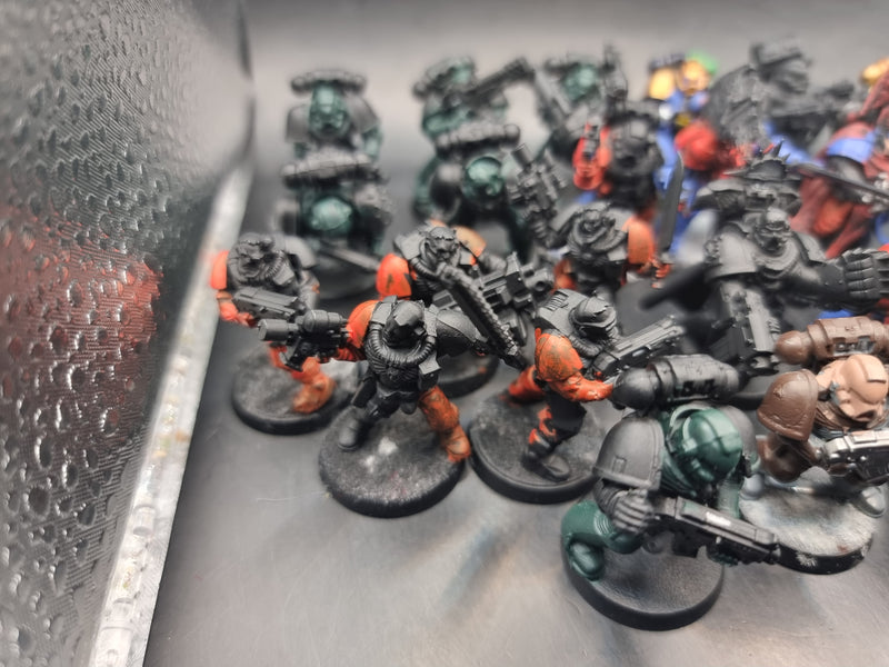 Warhammer 40k: Adeptus Astartes Marines and Scouts (AJ098)