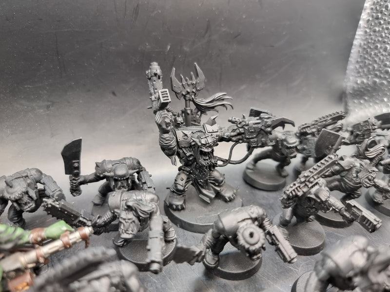 Warhammer 40k: Orks Boyz and Warboss (AX085)