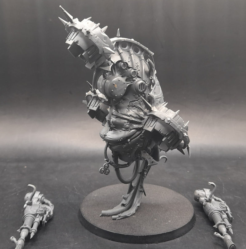 Warhammer 40K: Death Guard Foetid Bloat Drone (AT094)