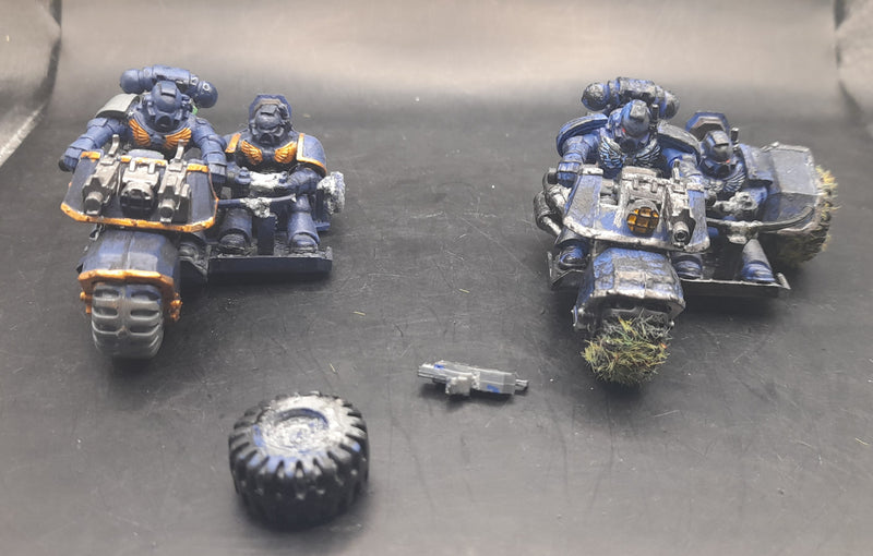 Warhammer 40k: Space Marine Attack Bikes (AT025)