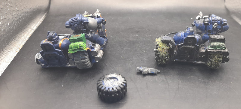 Warhammer 40k: Space Marine Attack Bikes (AT025)