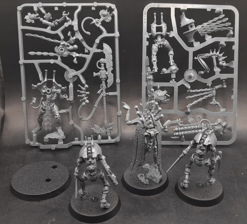 Warhammer 40k: Command Bundle-  Overlord, Plasmancer, Royal Warden, and Cryptothralls (AA015)