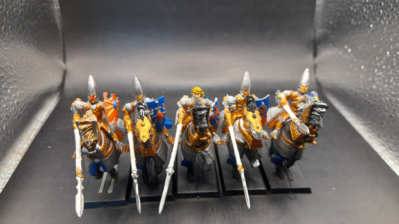 Warhammer WHFB: High Elves- -Silver Helms  (AW046)