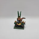 Warhammer Fantasy: Dwarf Lord and Shieldbearers/King Alrik (AA110)