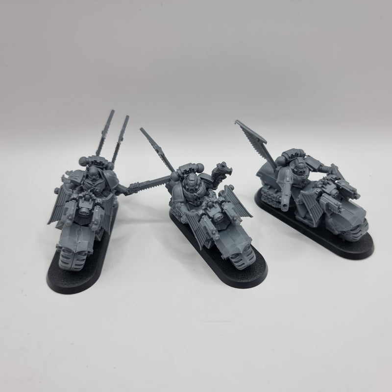 Warhammer 40k: Adeptus Astartes Dark Vengence Ravenwing Bikes (AE090)