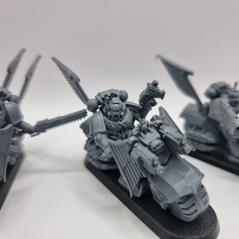 Warhammer 40k: Adeptus Astartes Dark Vengence Ravenwing Bikes (AE090)