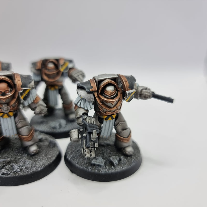 Warhammer Horus Heresy: Legiones Astartes Iron Warriors Cataphractii - Well Painted(AJ100)