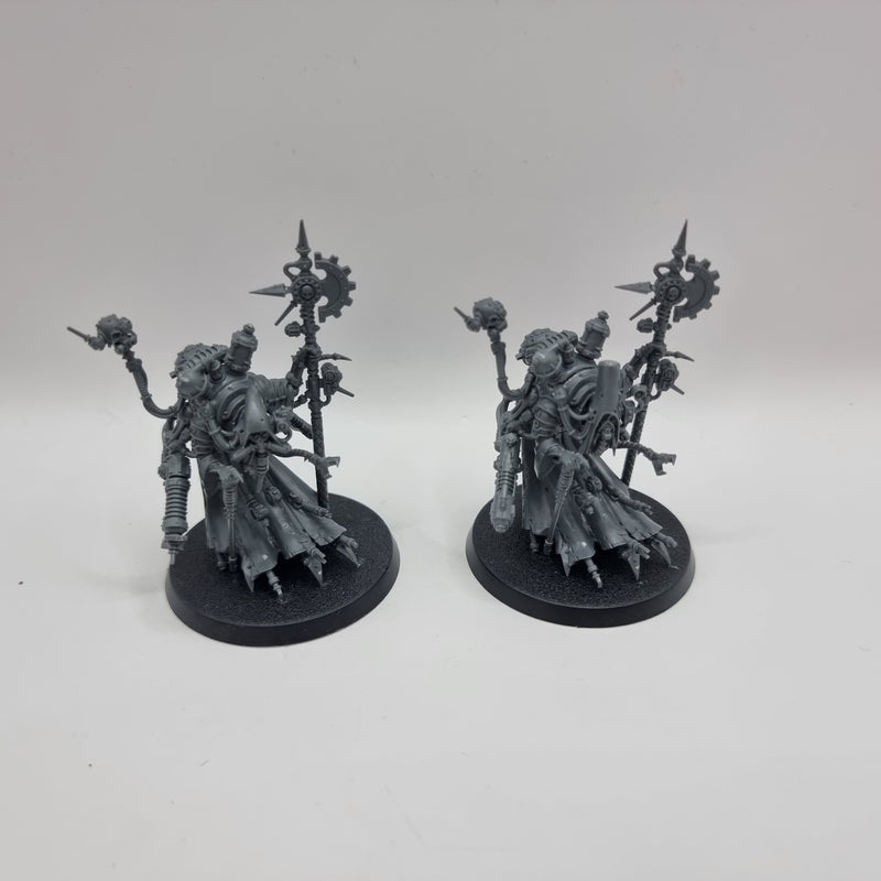 Warhammer 40k: Adeptus Mechanicus Tech-Priest Dominus x2 (AW146)