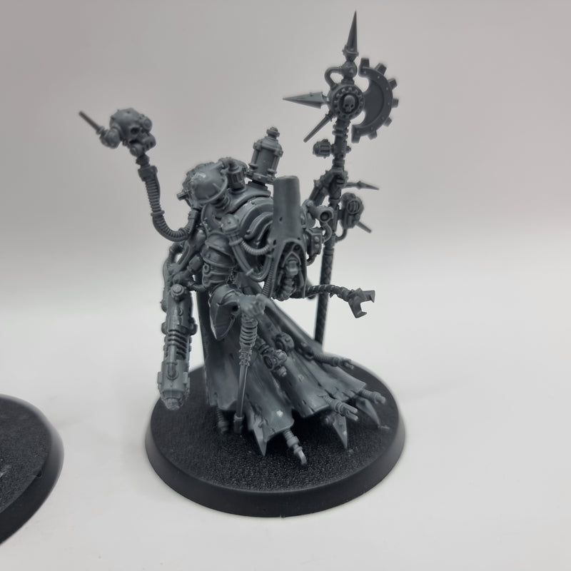 Warhammer 40k: Adeptus Mechanicus Tech-Priest Dominus x2 (AW146)