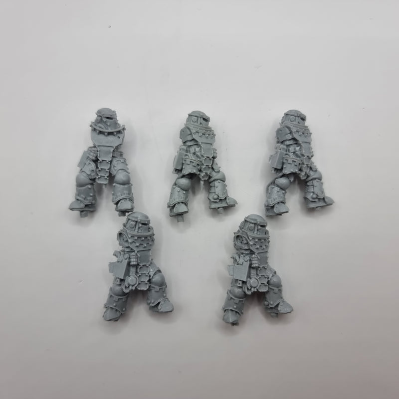 Warhammer 40k: Forgeworld Iron Hands Medusan Immortals Torsos (BC019)