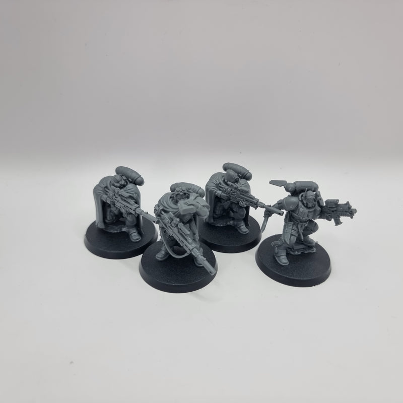 Warhammer 40k: Space Marine Eliminators and Phobos Lieutenant (AA043)