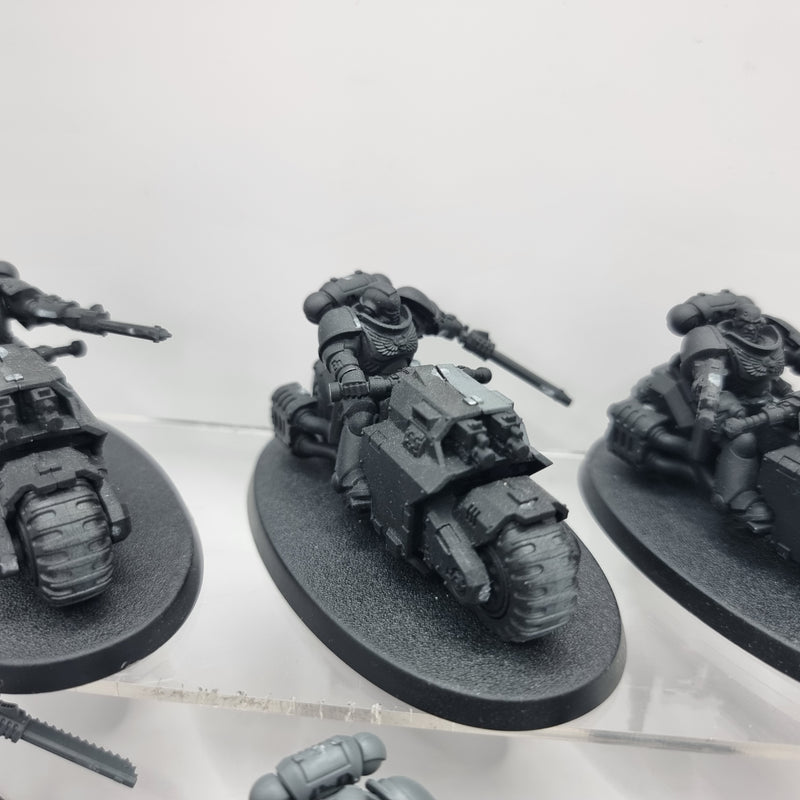 Warhammer 40k: Space Marine Outriders (AT240)