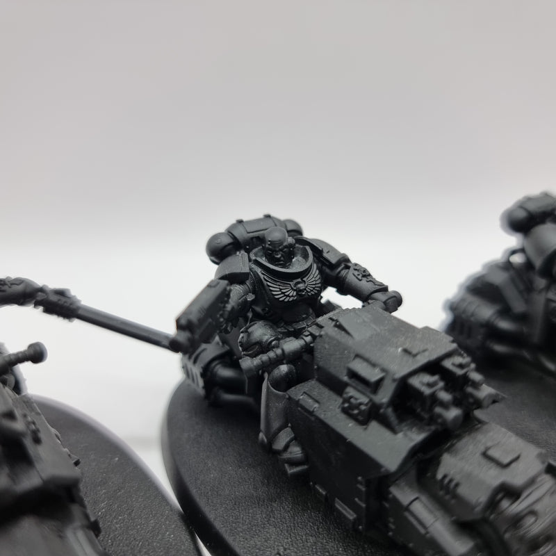 Warhammer 40k: Space Marines Outriders (AE058)