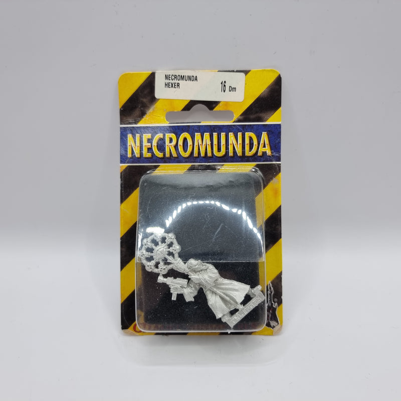 Warhammer 40k: Necromunda Wyrd Metal Telepath OOP (AL009)