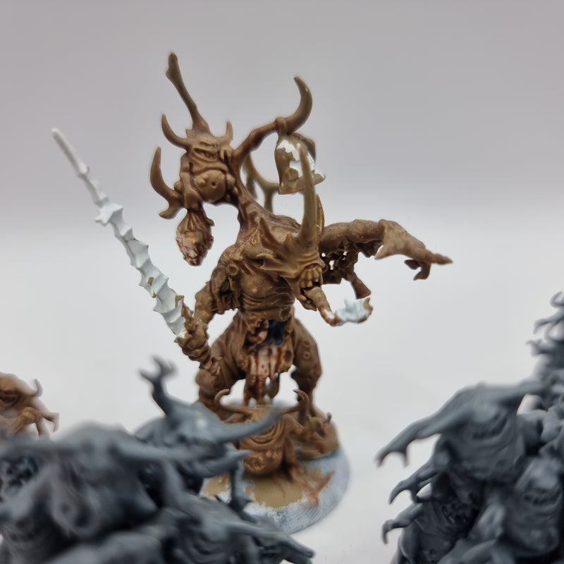 Warhammer 40k: Daemons of Chaos Nurgle Nurglings and Herald (AW201)