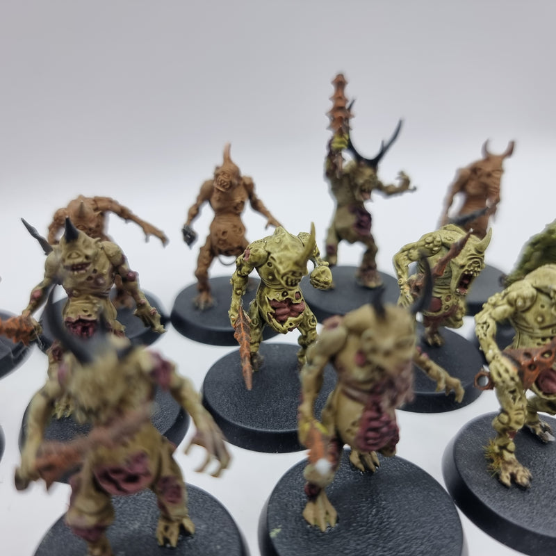 Warhammer 40k: Daemons of Chaos Nurgle Plague Bearers (AW171)