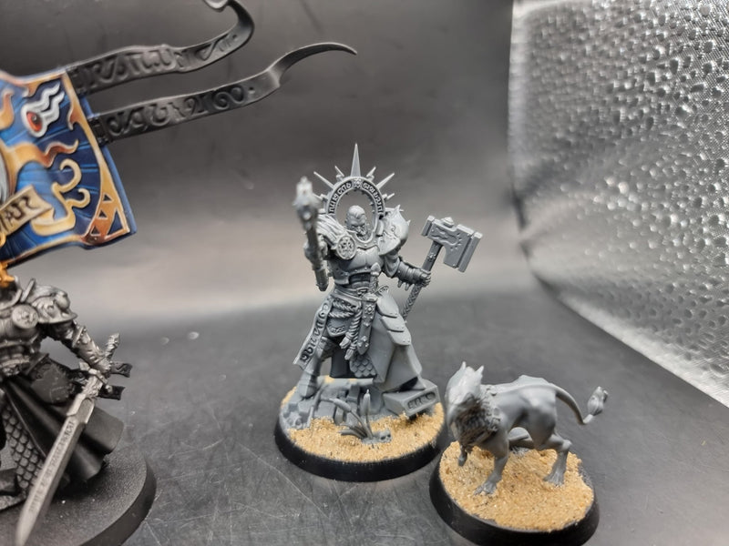 Age of Sigmar: Stormcast Eternals Knight-Vexillor with Banner of Apotheosis and Lord-Imperatant (AW073) - 7th City