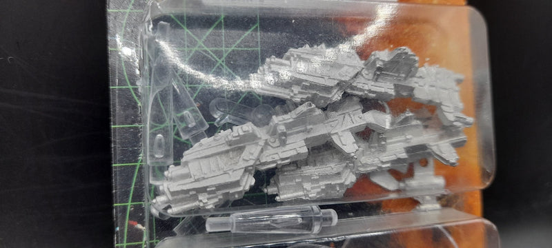 BNIB Battlefleet Gothic Ork Savage Gunships (BA026-0810) - 7th City