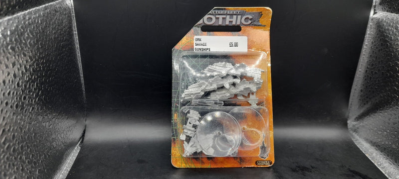 BNIB Battlefleet Gothic Ork Savage Gunships (BA026-0810) - 7th City