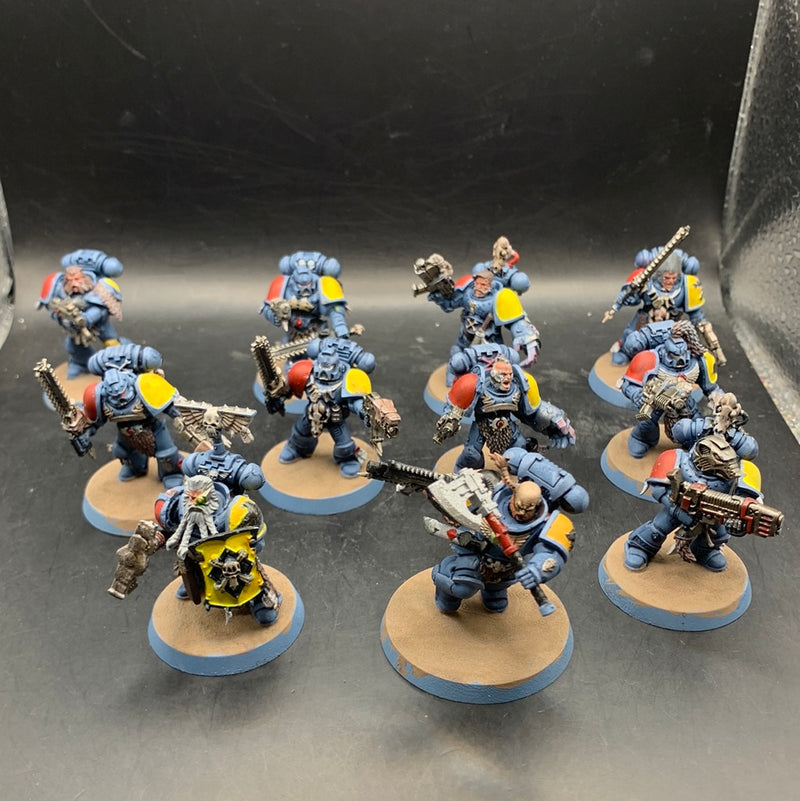 Warhammer 40k: Space Wolves Primaris Lieutenant & Grey Hunters (AW202)